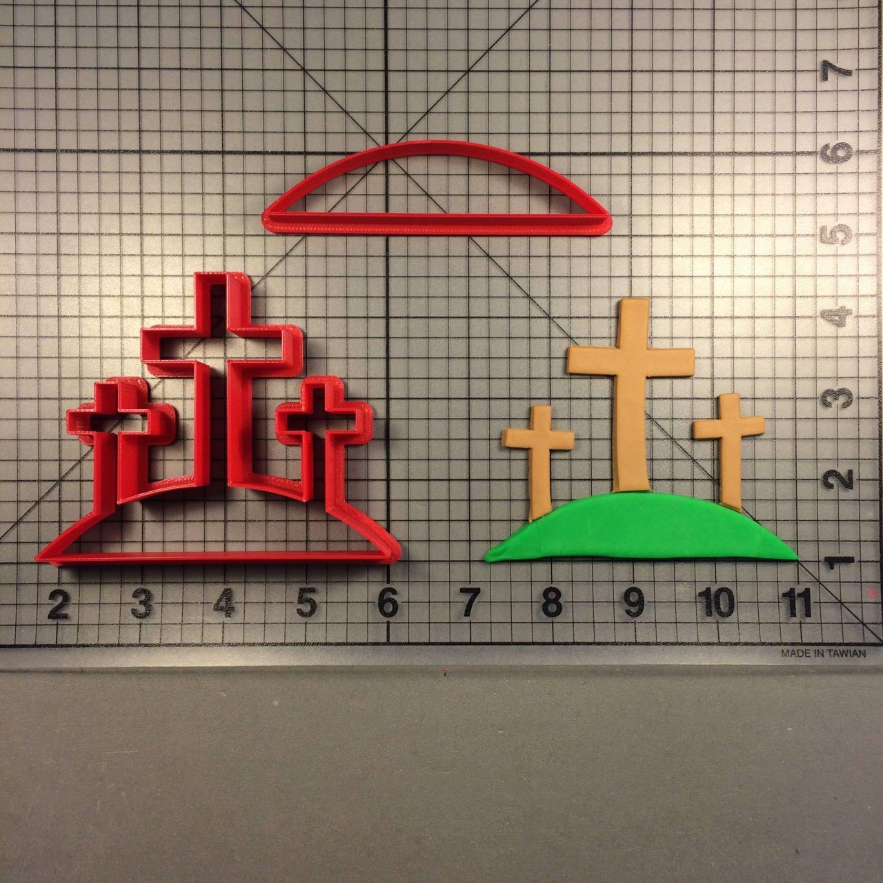 Easter 3 Crosses 100 Cookie Cutter Set