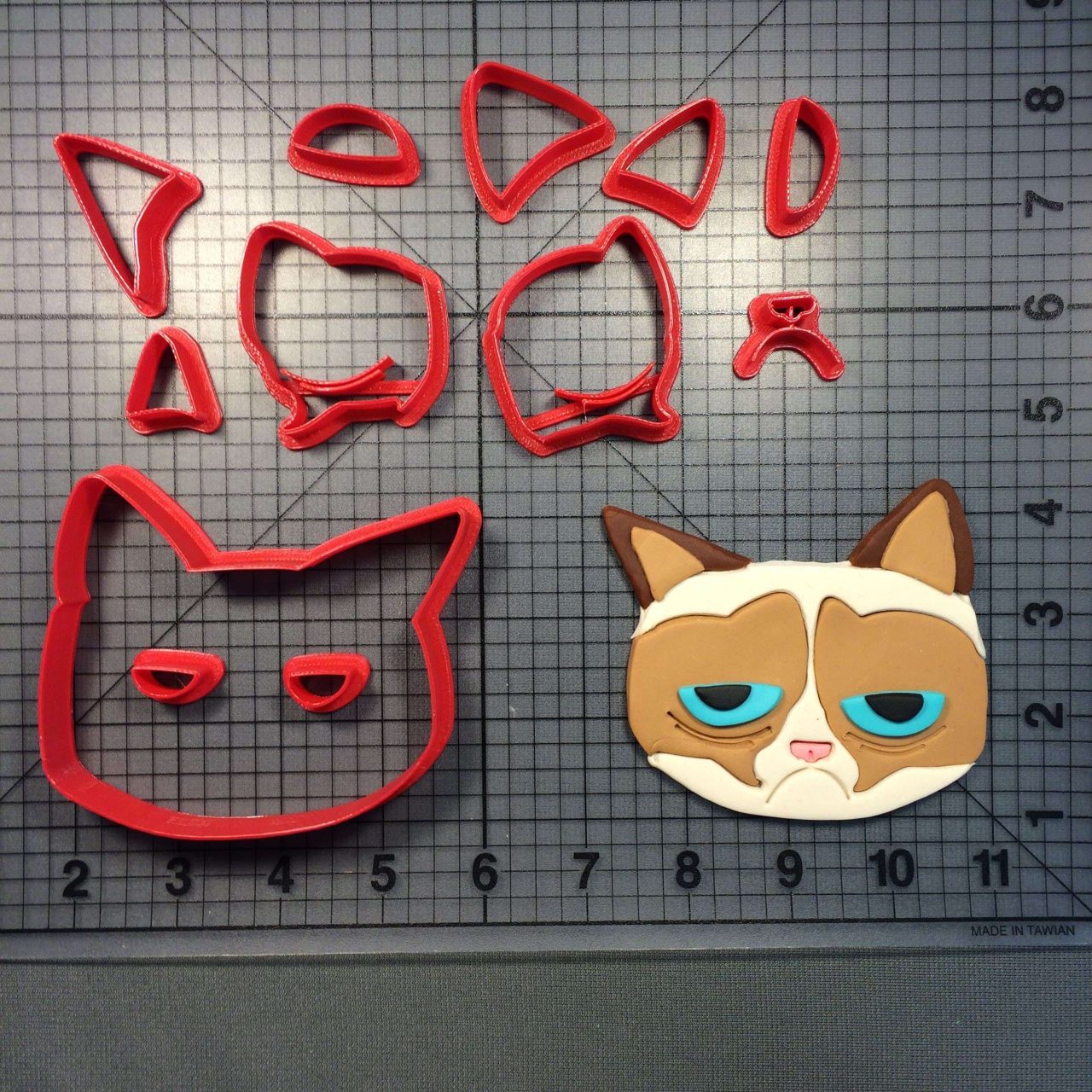 Grumpy Cat 100 Cookie Cutter Set