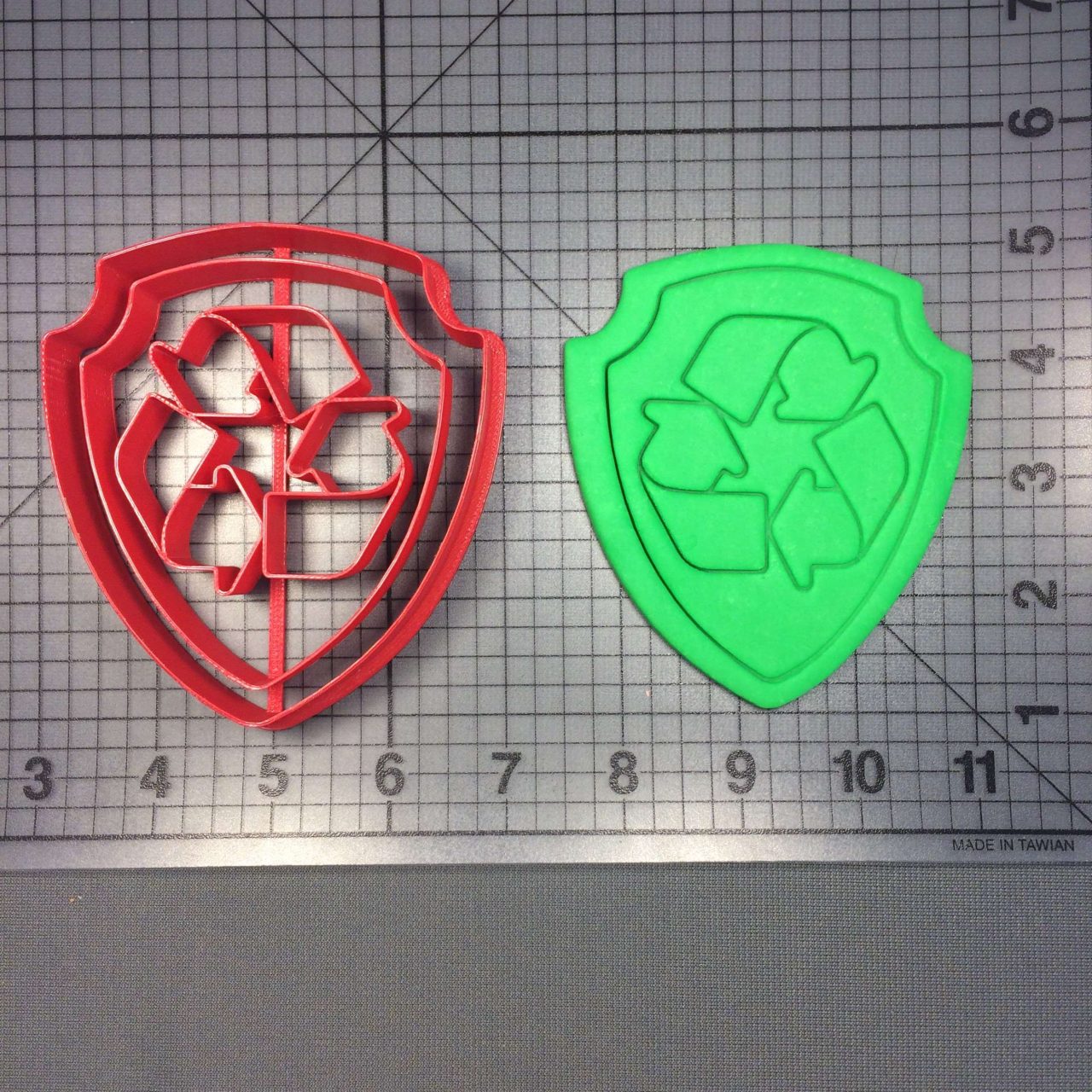 Paw Patrol- Rocky Badge 101 Cookie Cutter