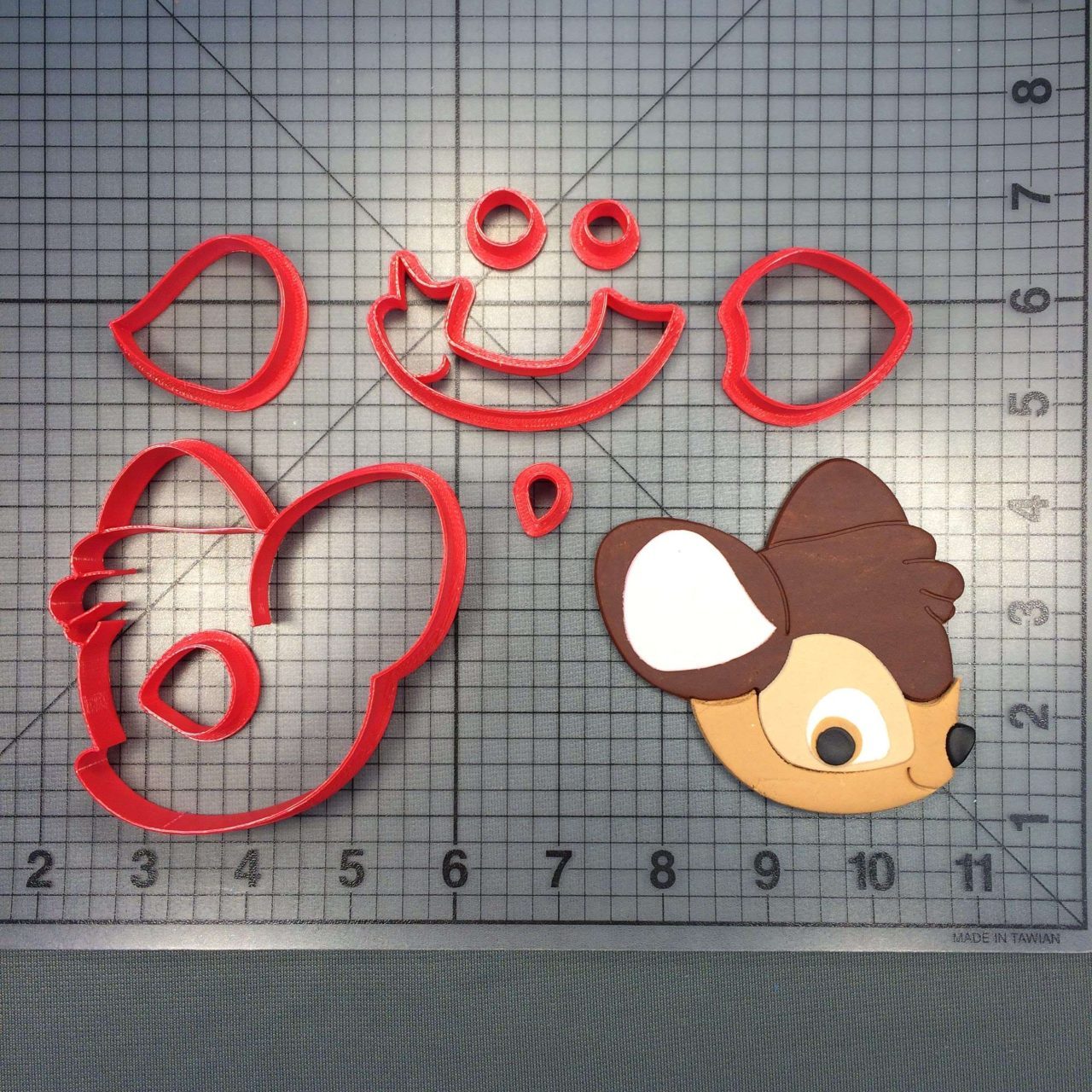 Bambi 100 Cookie Cutter Set (Cartoon Character 420 Cookie Cutter Set)
