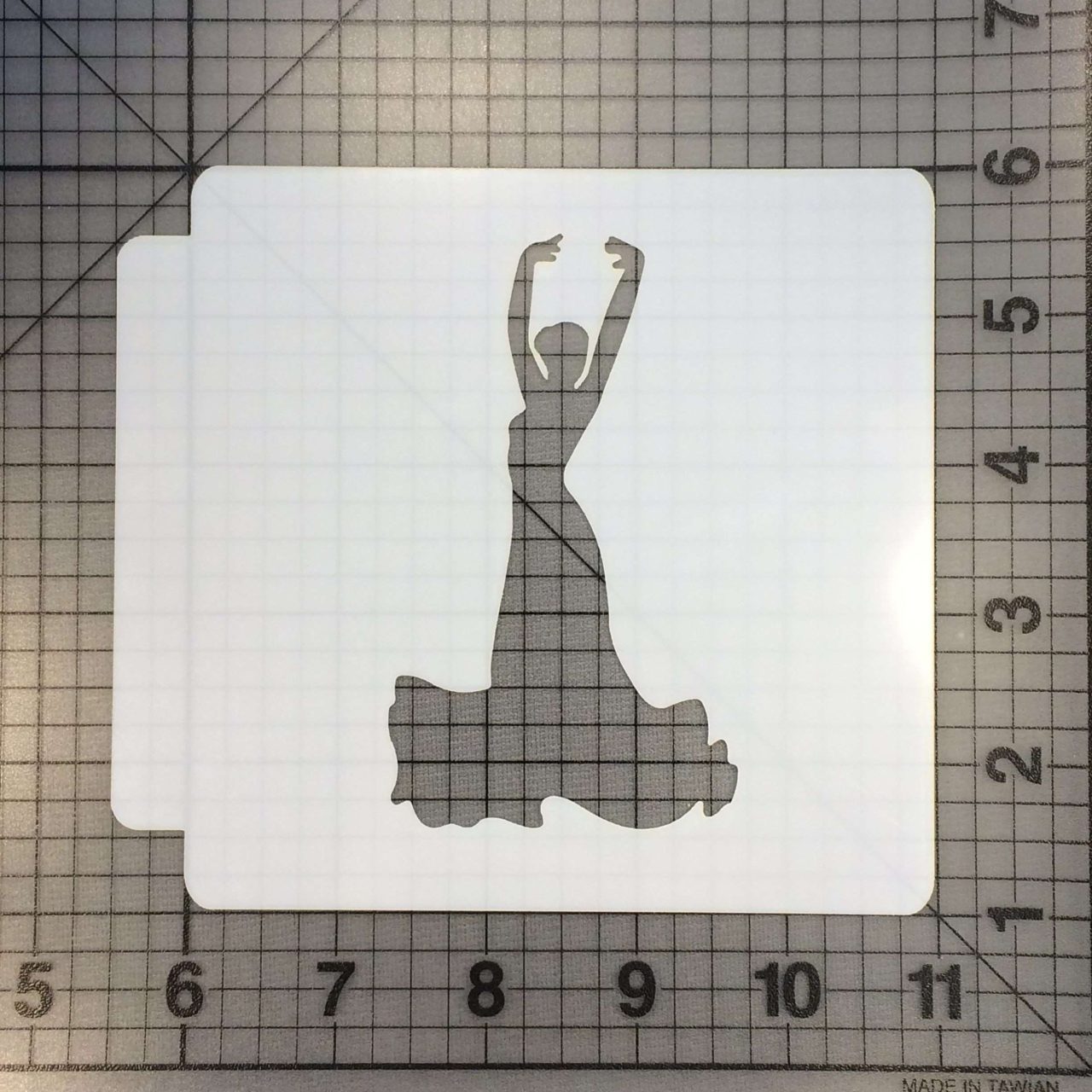 Dancing Stencil 104