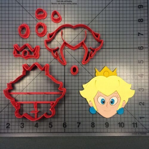 Mario- Princess Peach 100 Cookie Cutter Set (Video Game 156 Cookie Cutter Set)