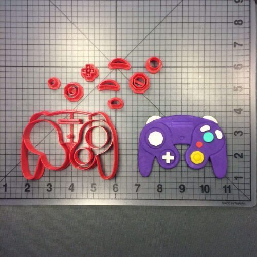 Game Cube Controller 100 Cookie Cookie Set (Video Game 143 Cookie Cutter Set)