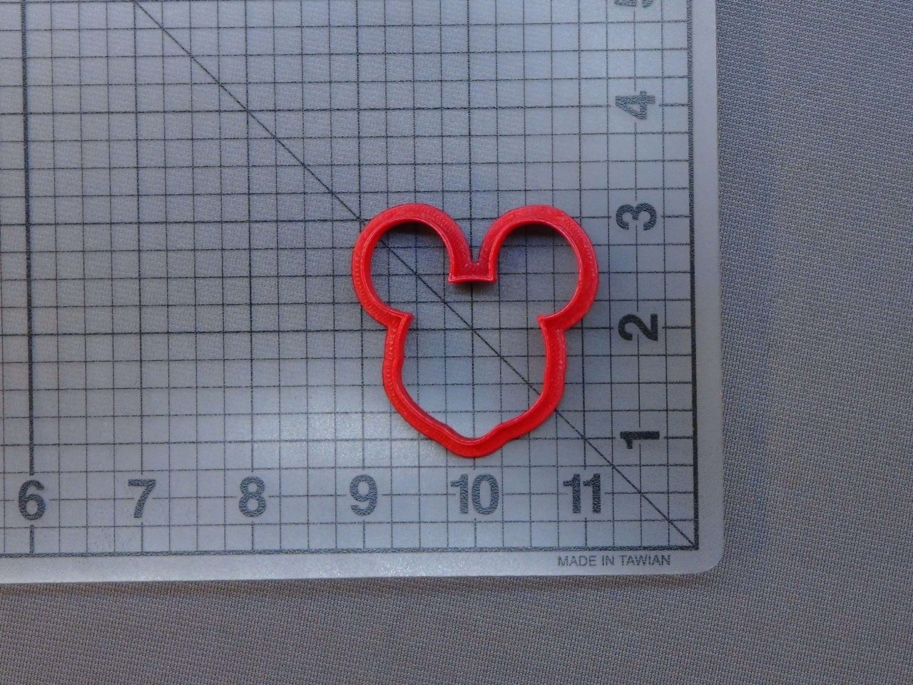 Mickey Mouse 227-475 Cookie Cutter and Stamp (Cutter)