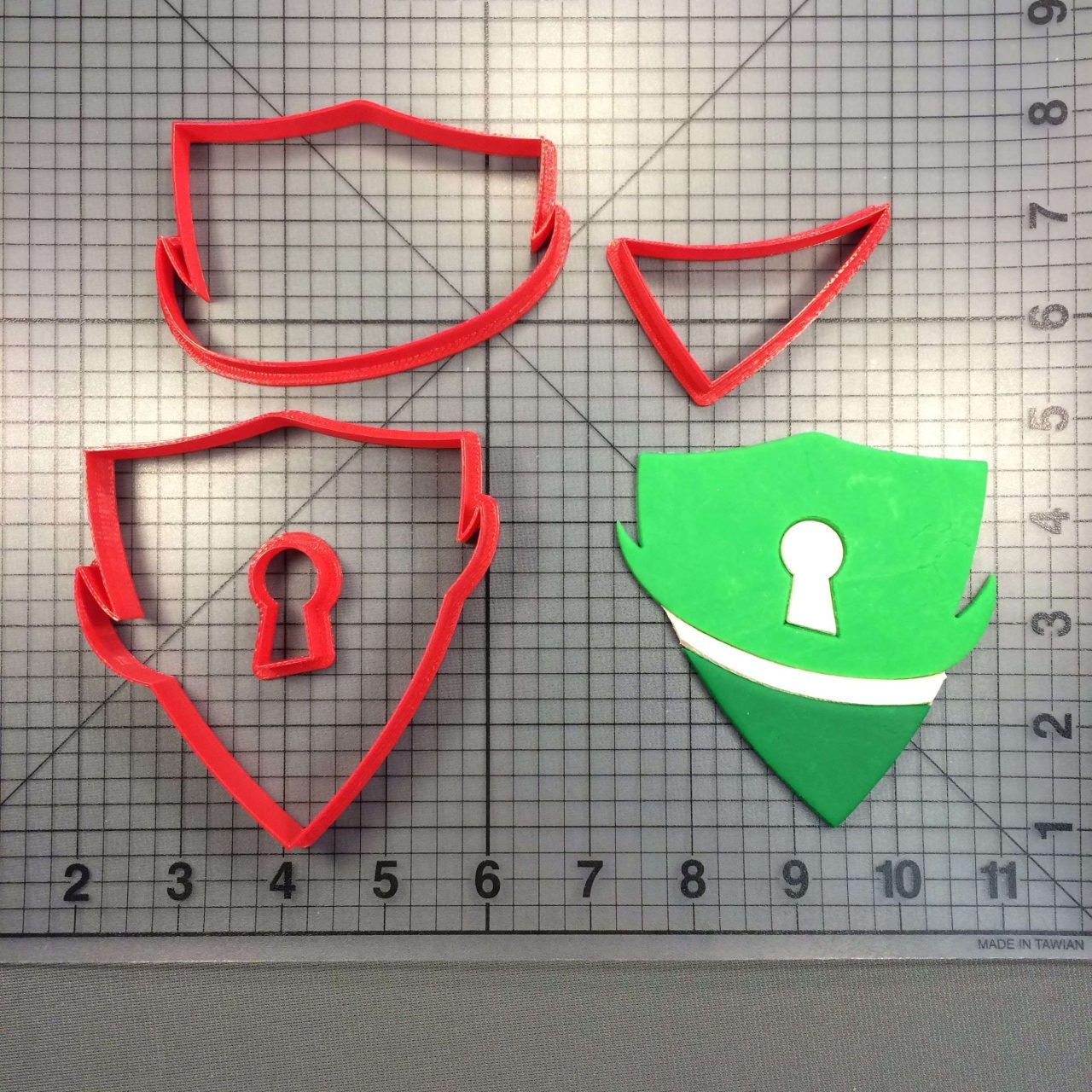 Shield 105 Cookie Cutter Set