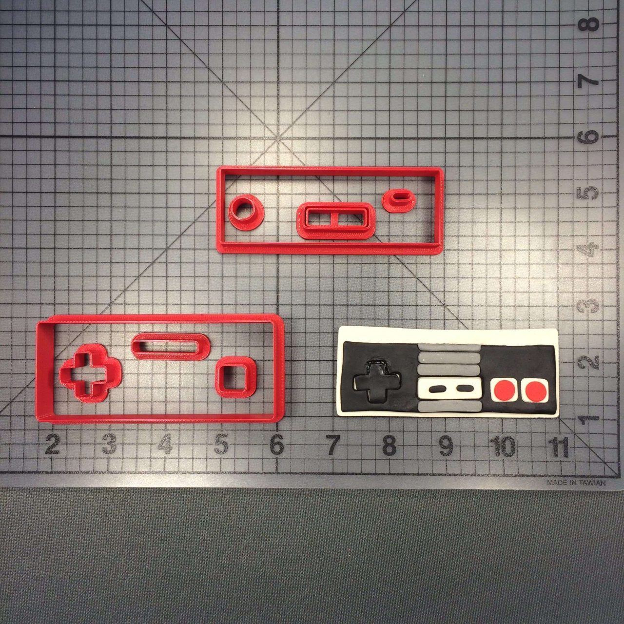 NES Controller 100 Cookie Cutter Set