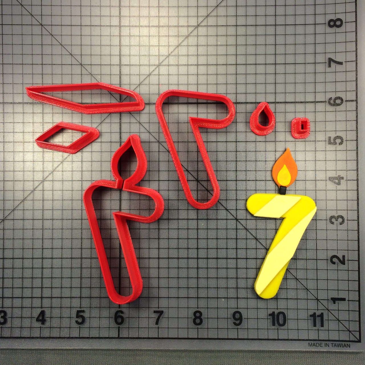 Candle Number 7 100 Cookie Cutter Set