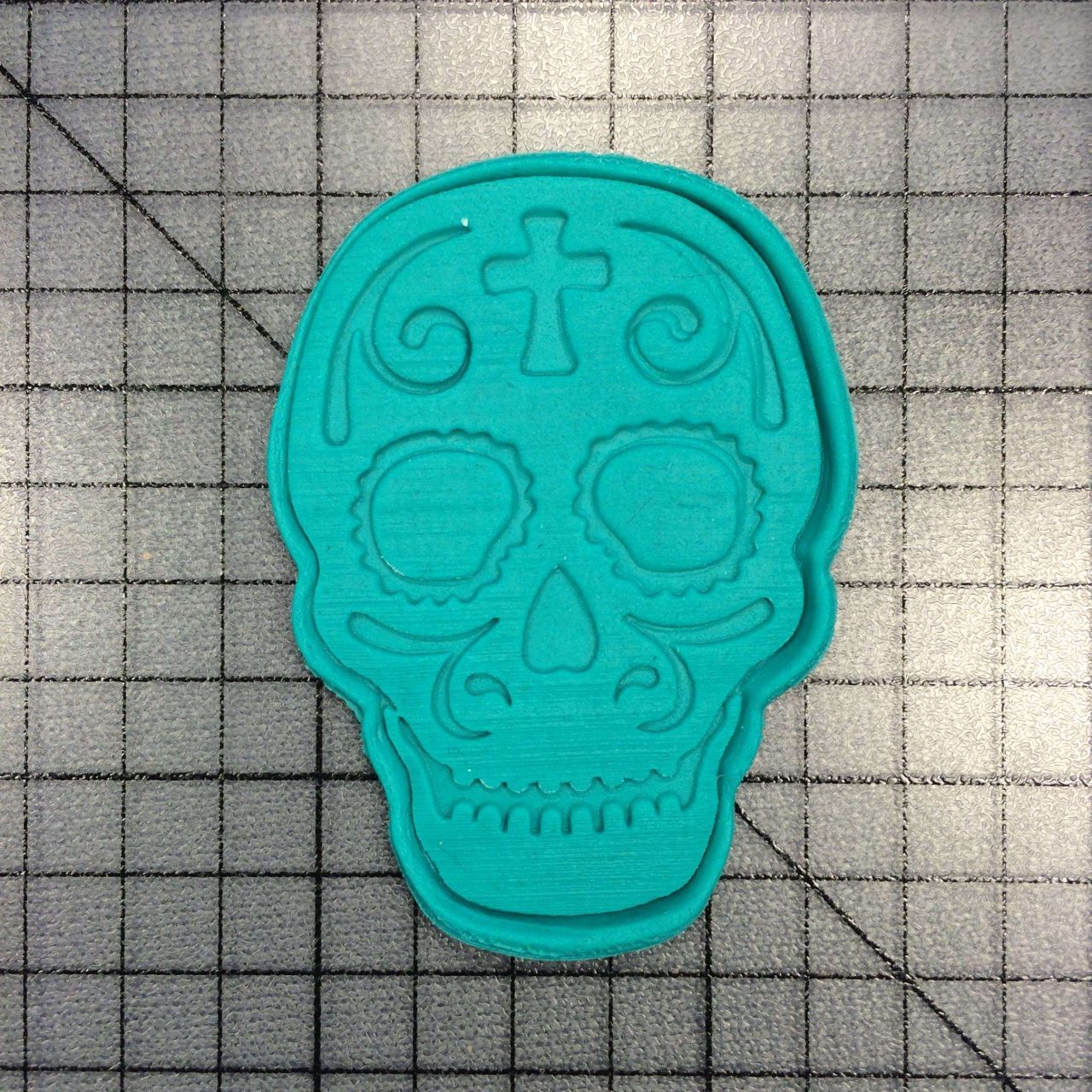JB_ Dia De Los Muertos Skull 227-019 Cookie Cutter and Stamp Embossed (1)