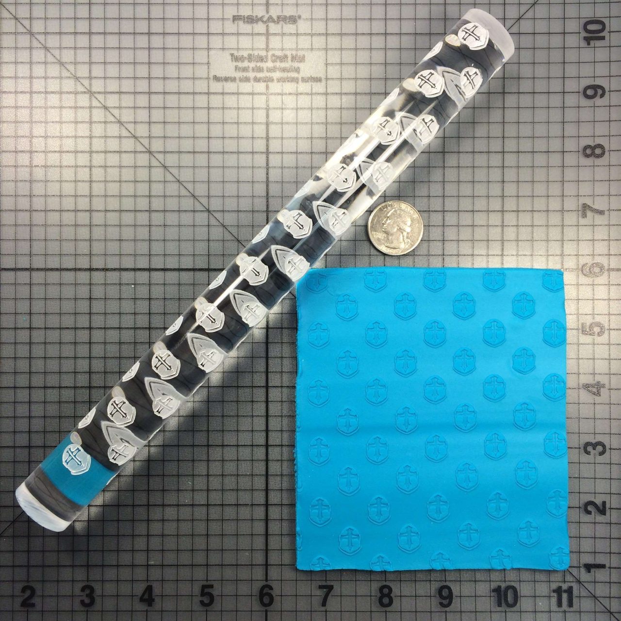 JB_Knight Helmet 765-051 Rolling Pin (Close)