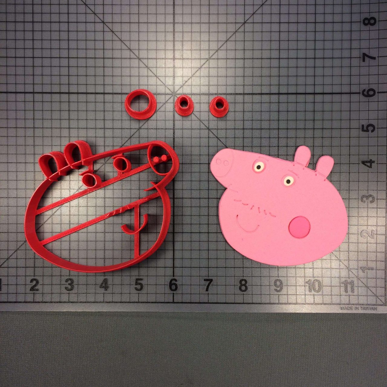 Peppa Pig - Uncle Pig 266-246 Cookie Cutter Set