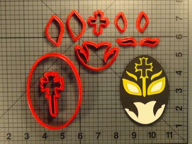 Lucha Libre Mask 266-324 Cookie Cutter Set