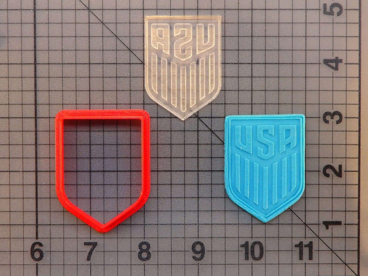 USMNT 227-052 Cookie Cutter and Stamp (Embossed 1)