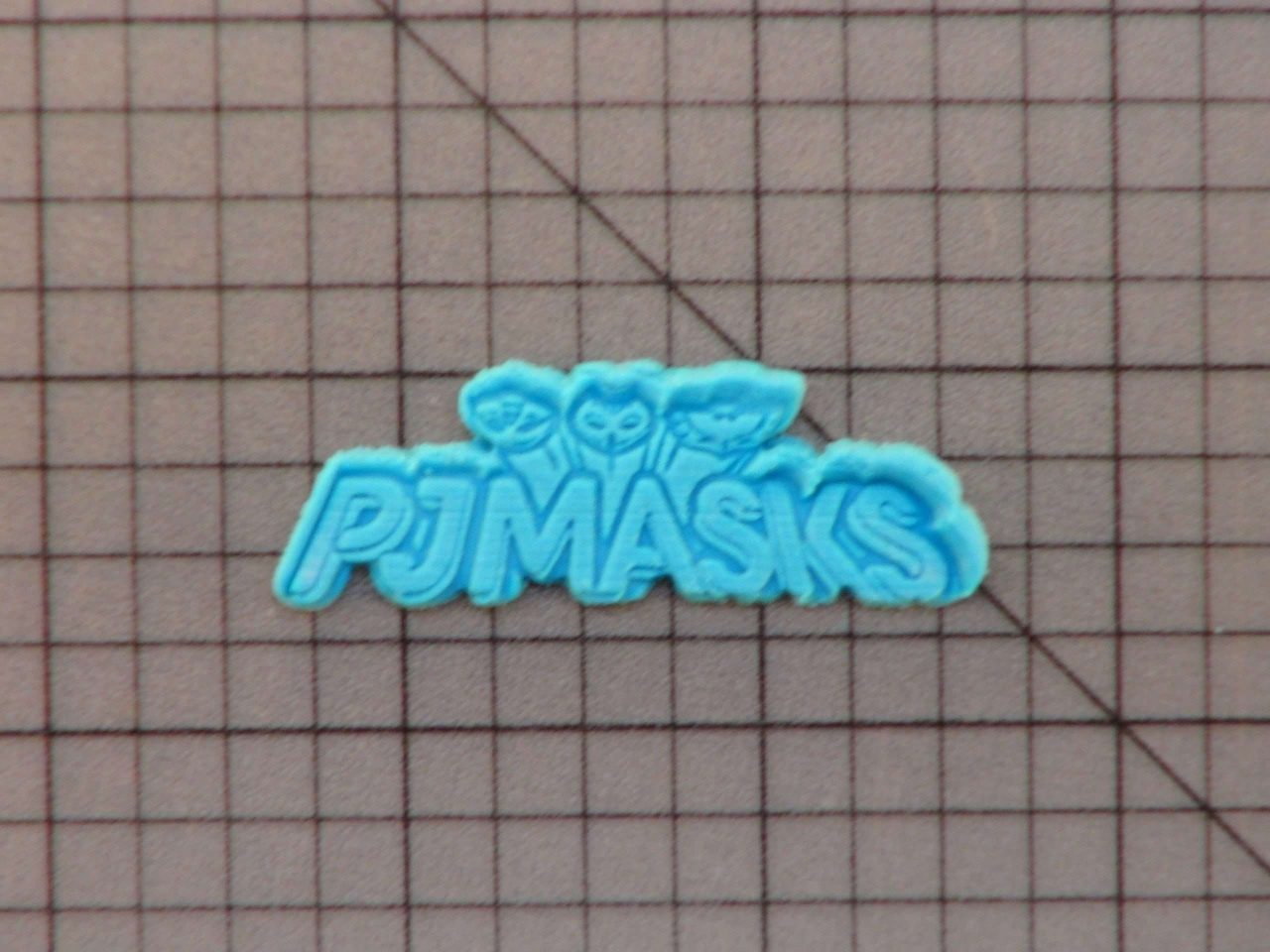 PJ Masks 227-064 Cookie Cutter and Stamp Embossed (1)