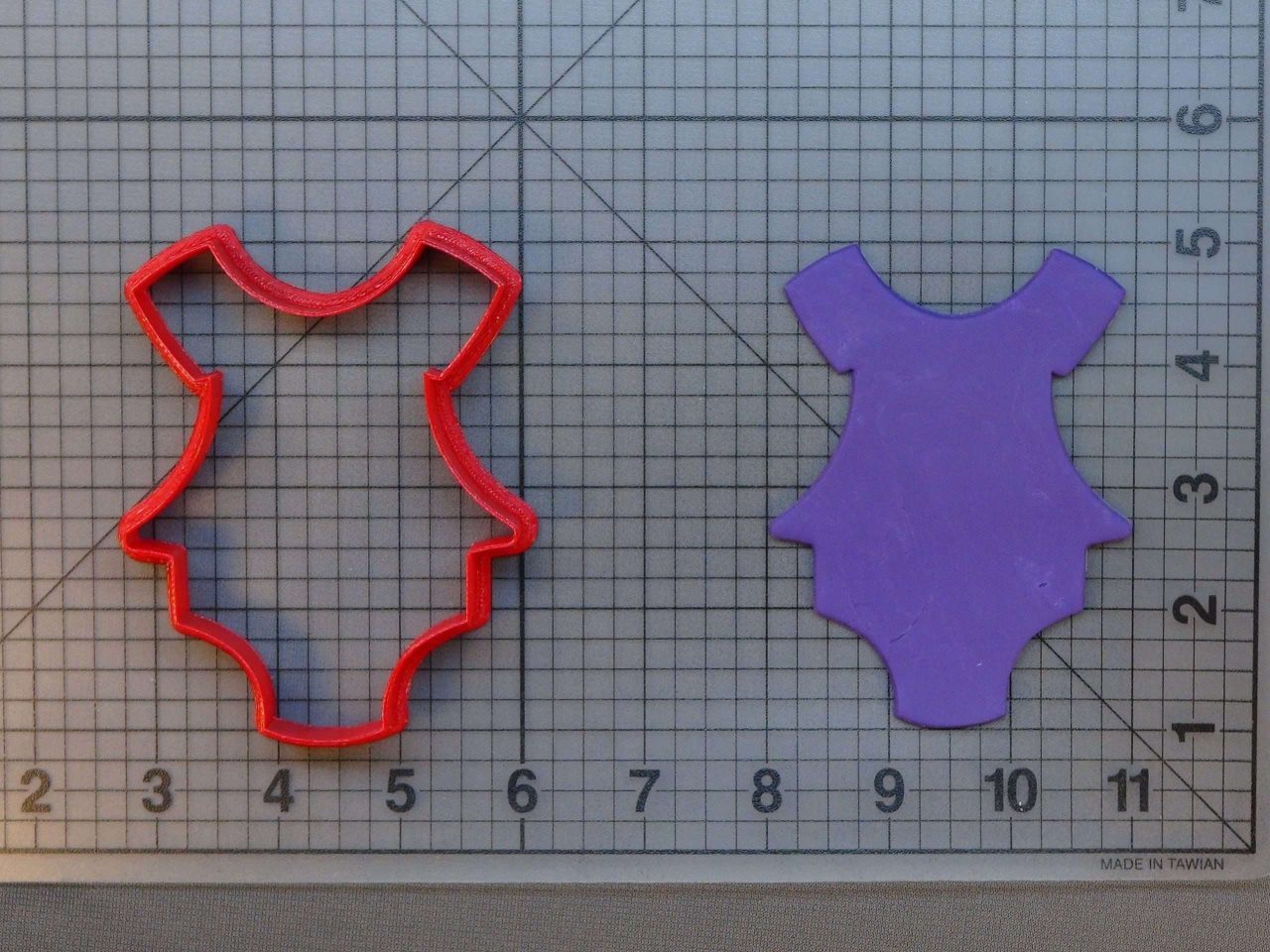Baby Bodysuit 266-568 Cookie Cutter