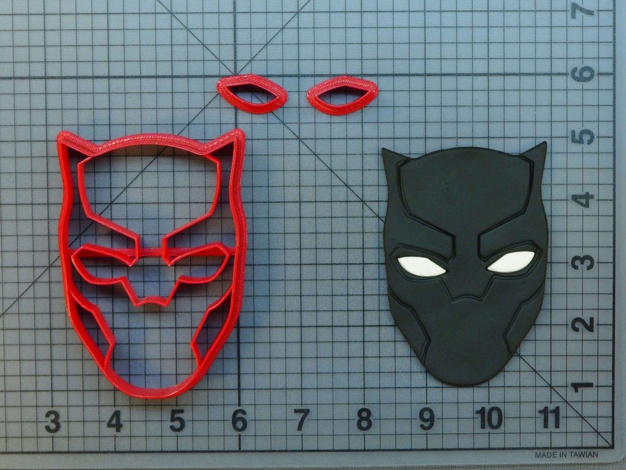Black Panther Mask 266-579 Cookie Cutter Set