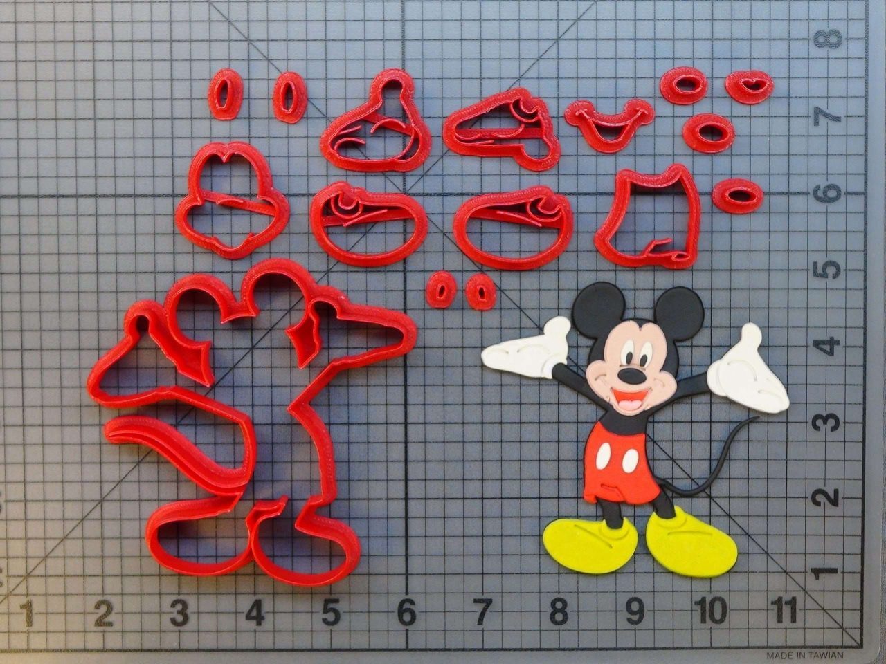 Mickey Mouse Body 266-616 Cookie Cutter Set