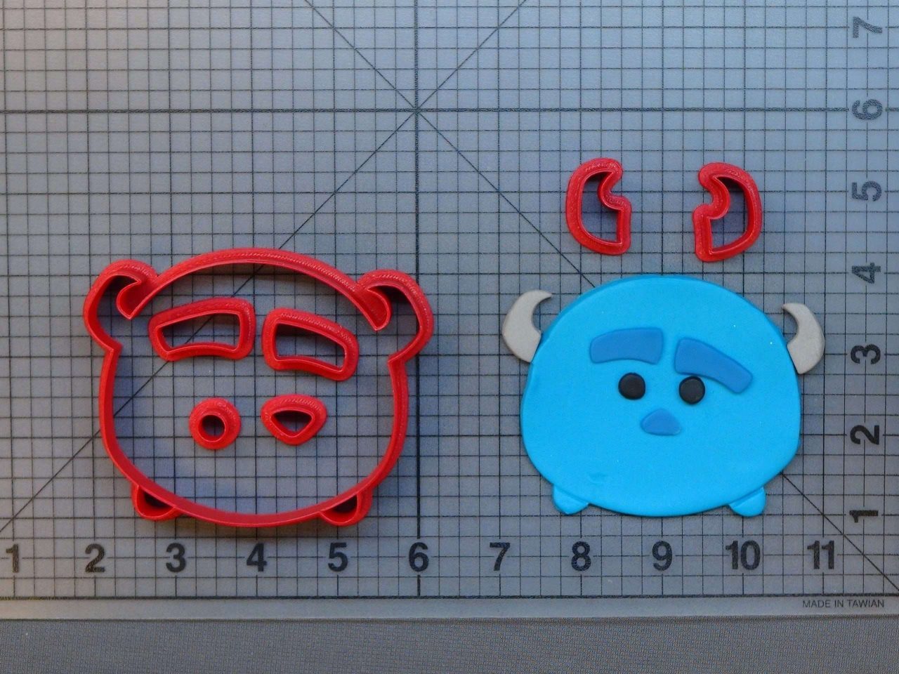 Monsters Inc. - James P. Sullivan Toy 266-547 Cookie Cutter Set