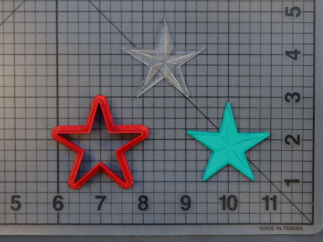 Nautical Star 227-098 Cookie Cutter and Stamp (Embossed)