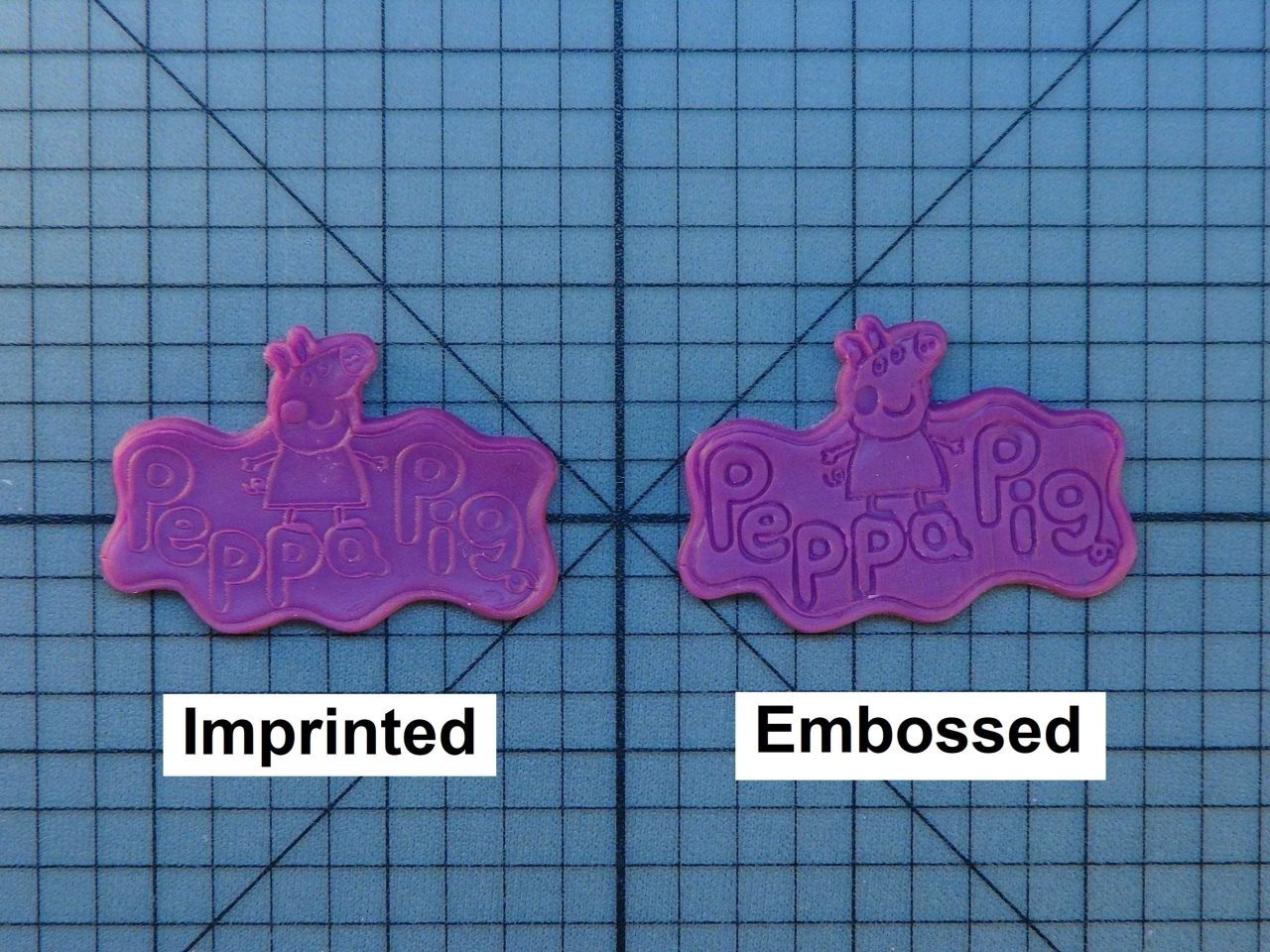 JB_Peppa Pig Logo 227-117 Cookie Cutter and Stamp (Written)