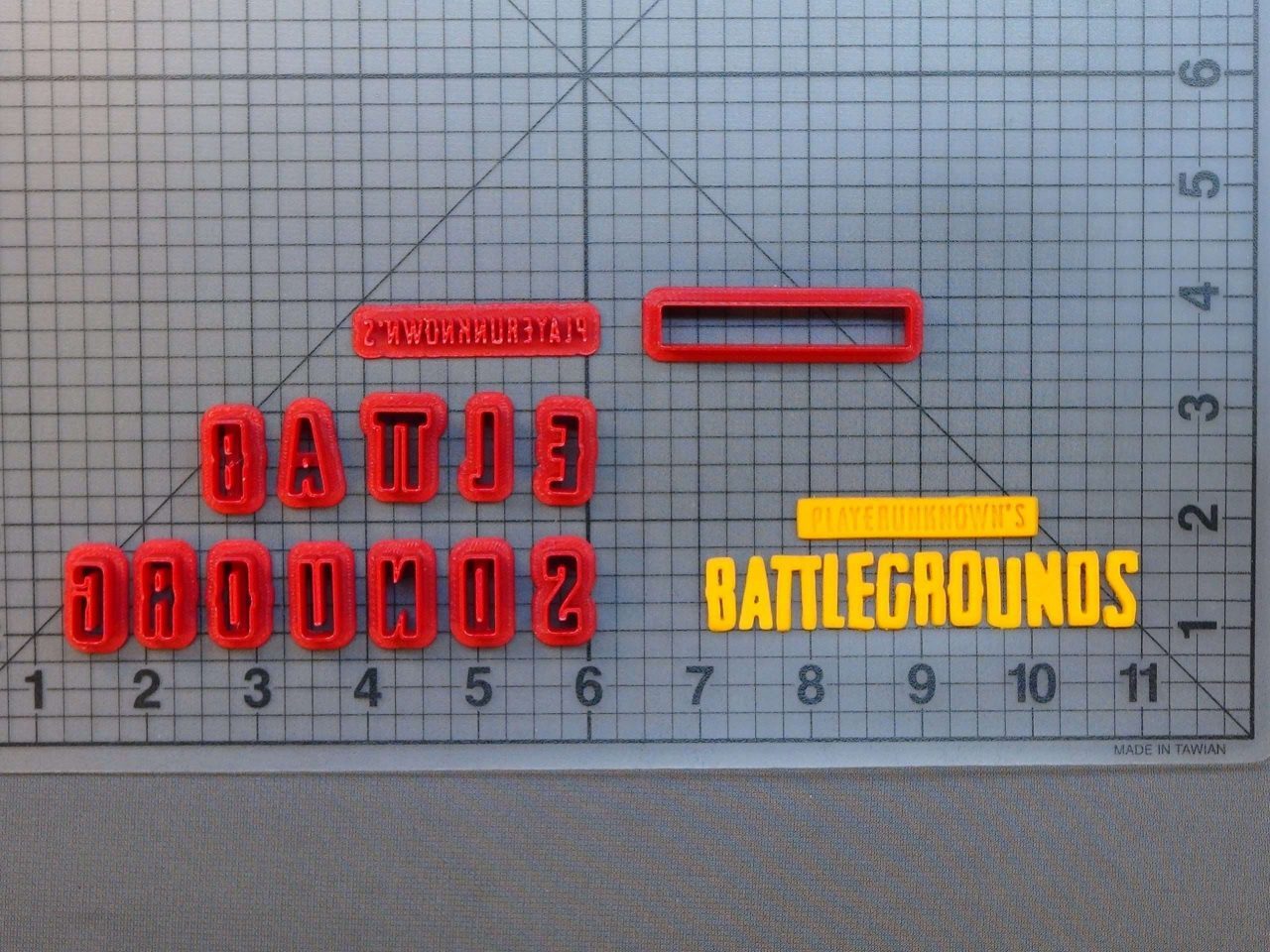 PUBG - Players Unknown's Battle Grounds 266-774 Cookie Cutter Set
