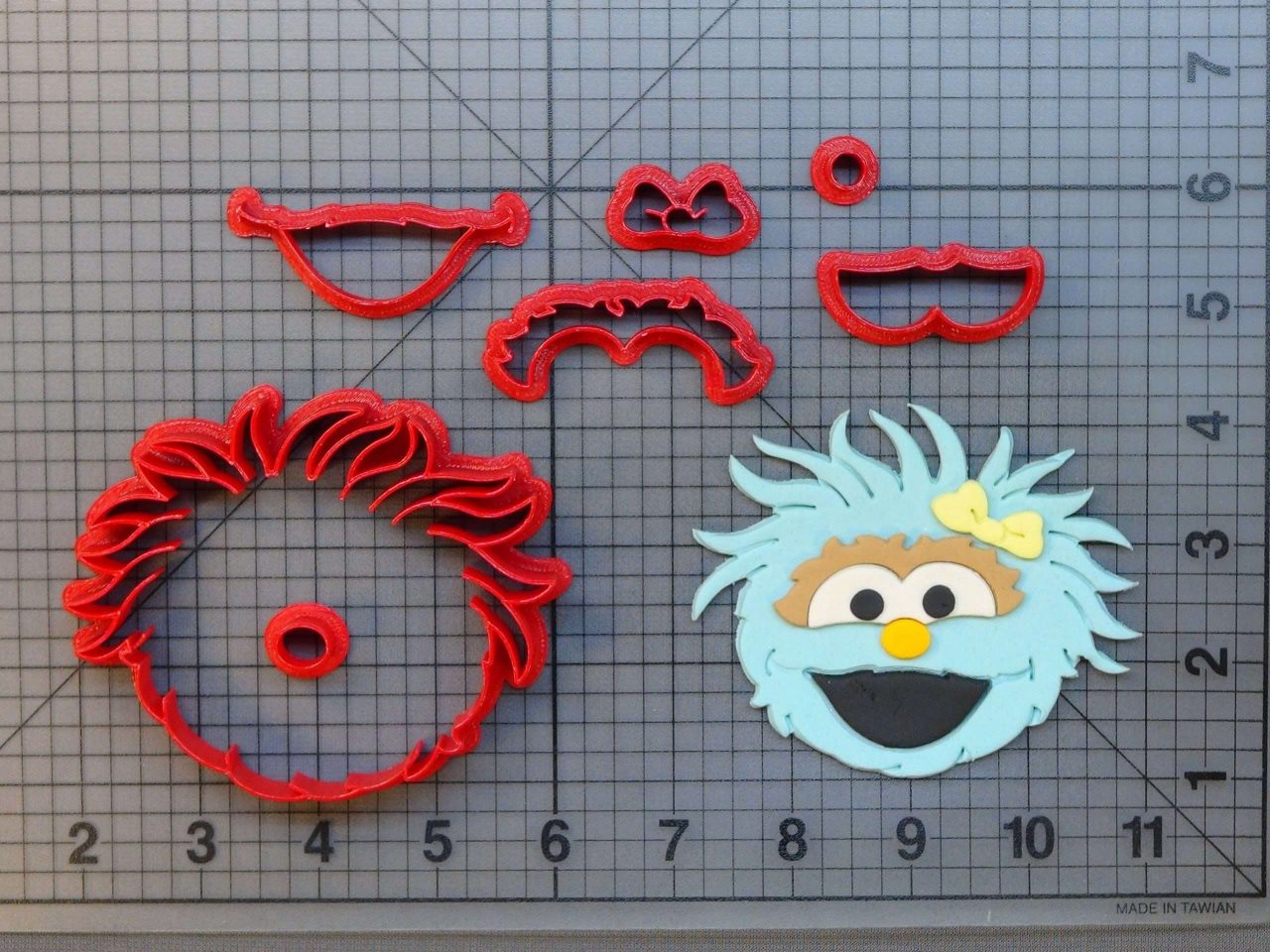 Sesame Street - Rosita 266-653 Cookie Cutter Set