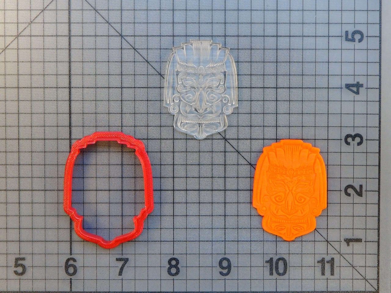 Tiki 227-128 Cookie Cutter and Stamp (Embossed)