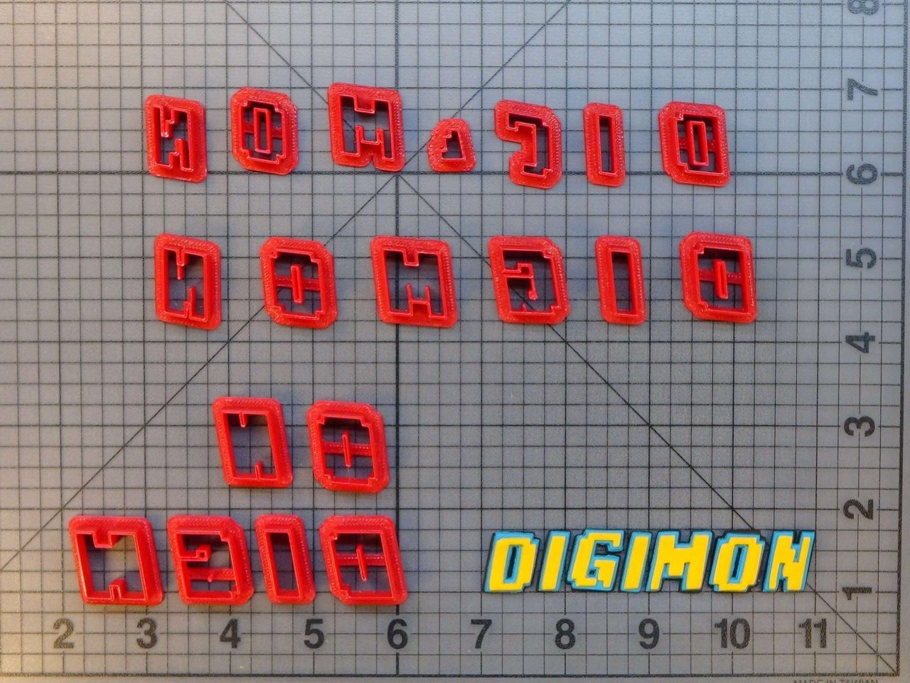 Digimon Logo 266-759 Cookie Cutter Set