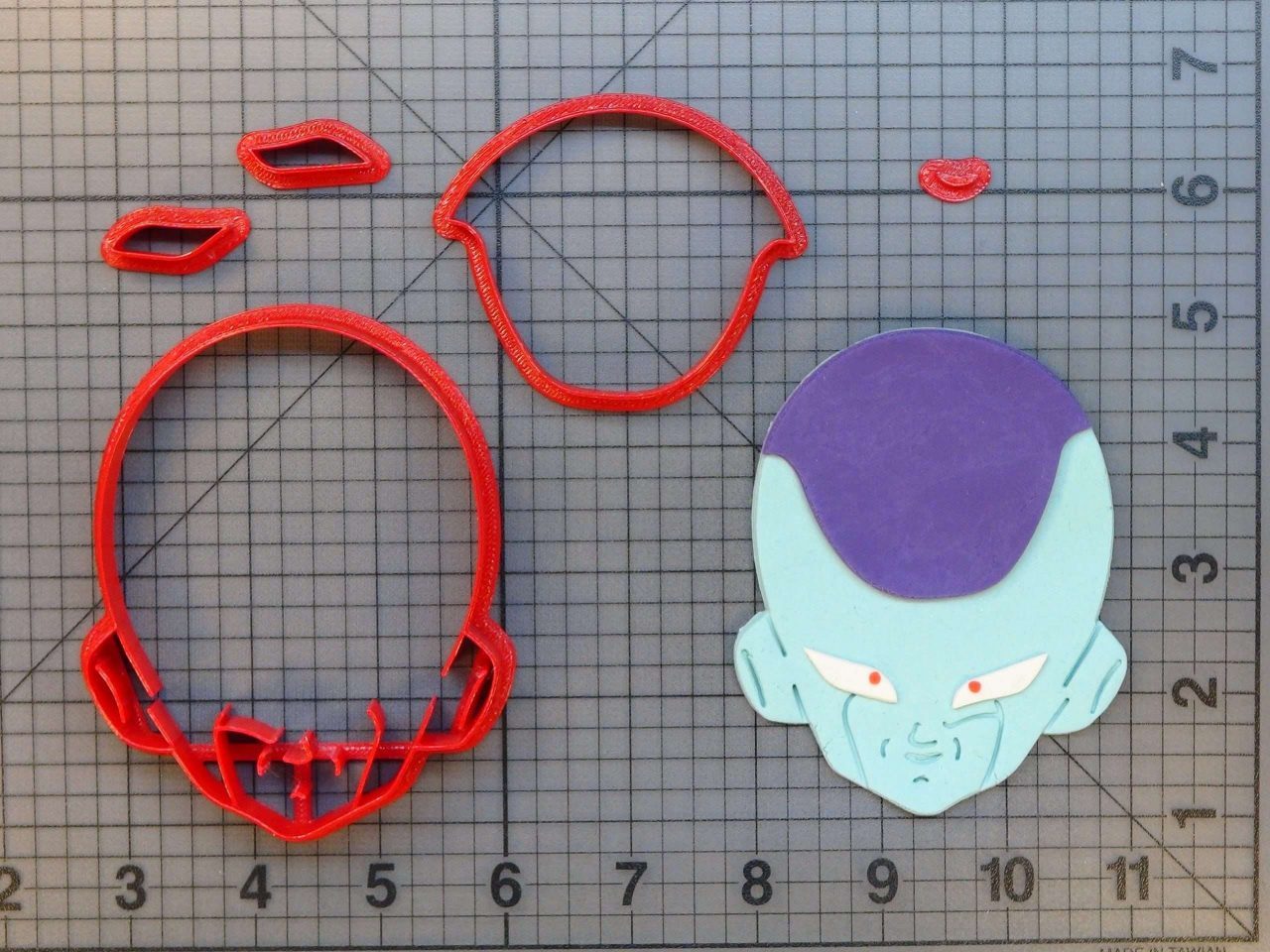 Dragon Ball - Frieza 266-833 Cookie Cutter Set
