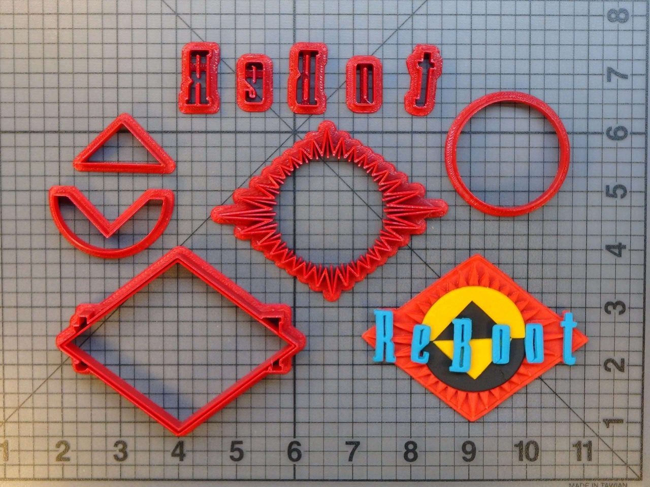 Reboot Logo 266-760 Cookie Cutter Set