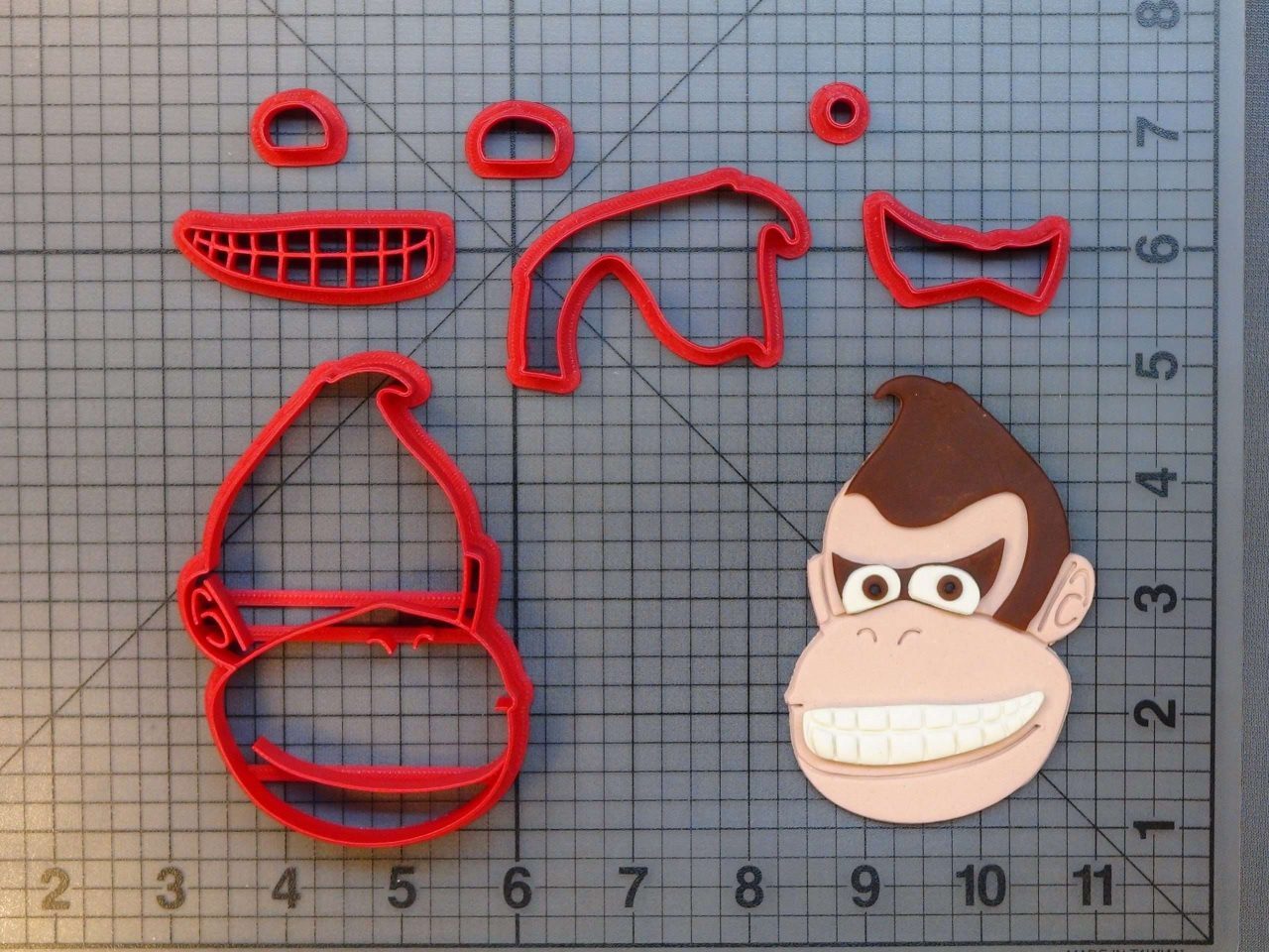 Donkey Kong 266-869 Cookie Cutter Set