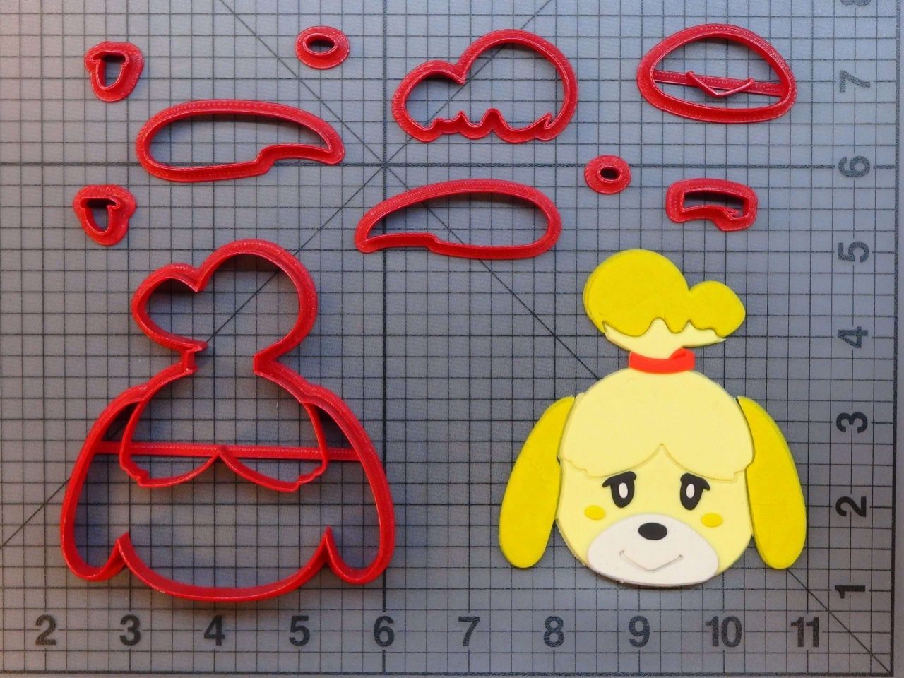 Animal Crossing - Isabelle 266-A142 Cookie Cutter Set