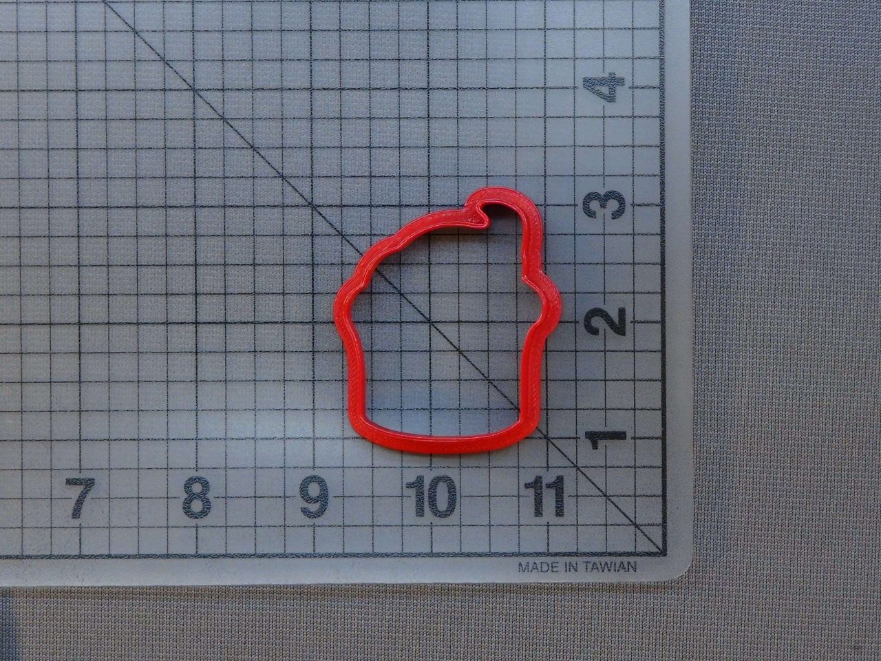 Cupcake 227-290 Cookie Cutter and Acrylic Stamp - Image 3