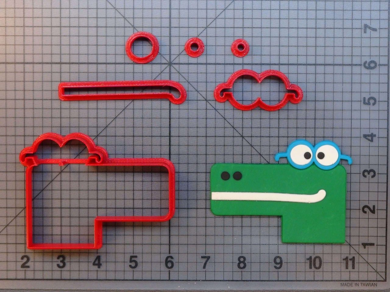 Hey Duggee - Happy 266-A108 Cookie Cutter Set