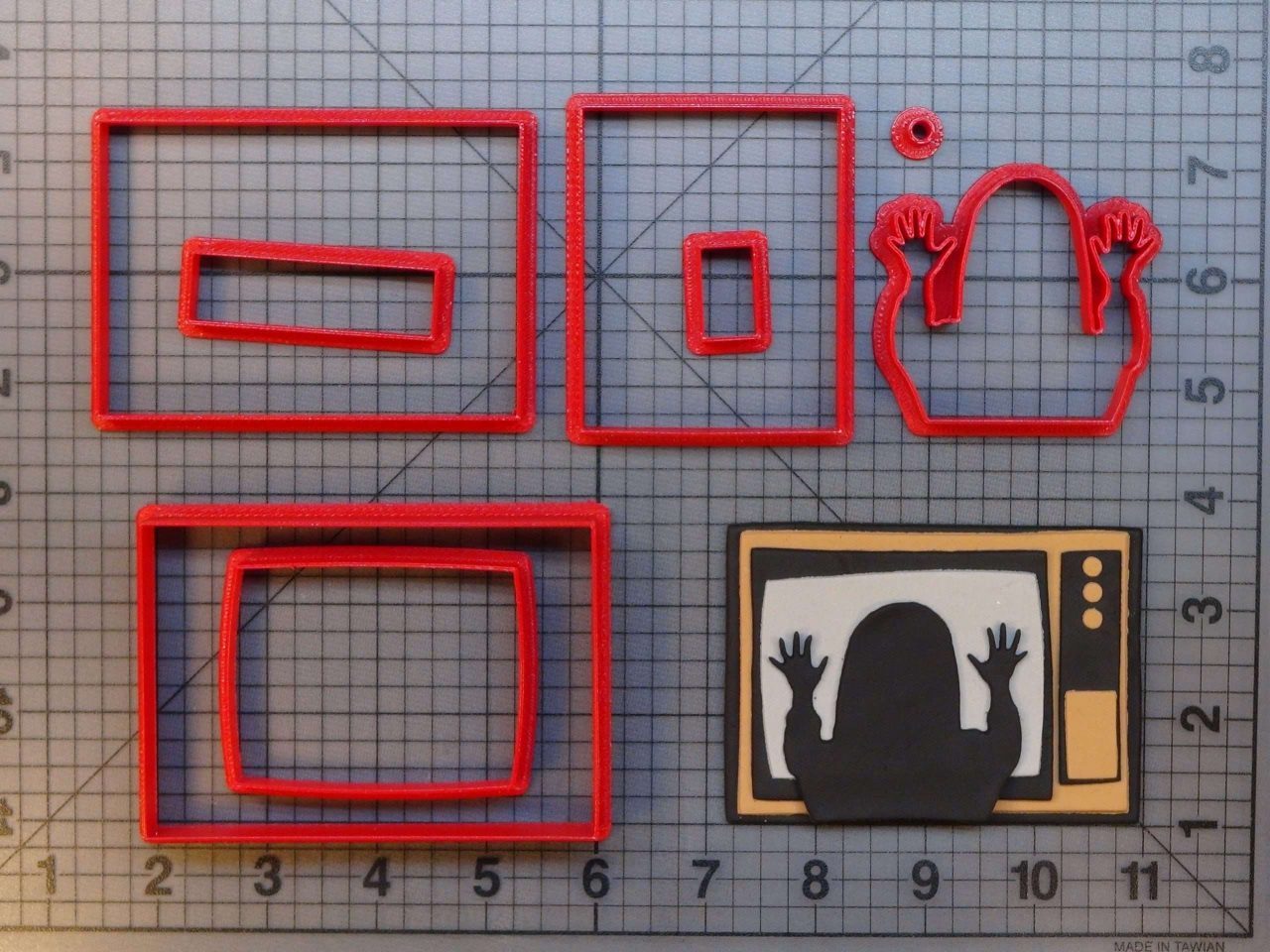 Poltergeist 266-A070 Cookie Cutter Set