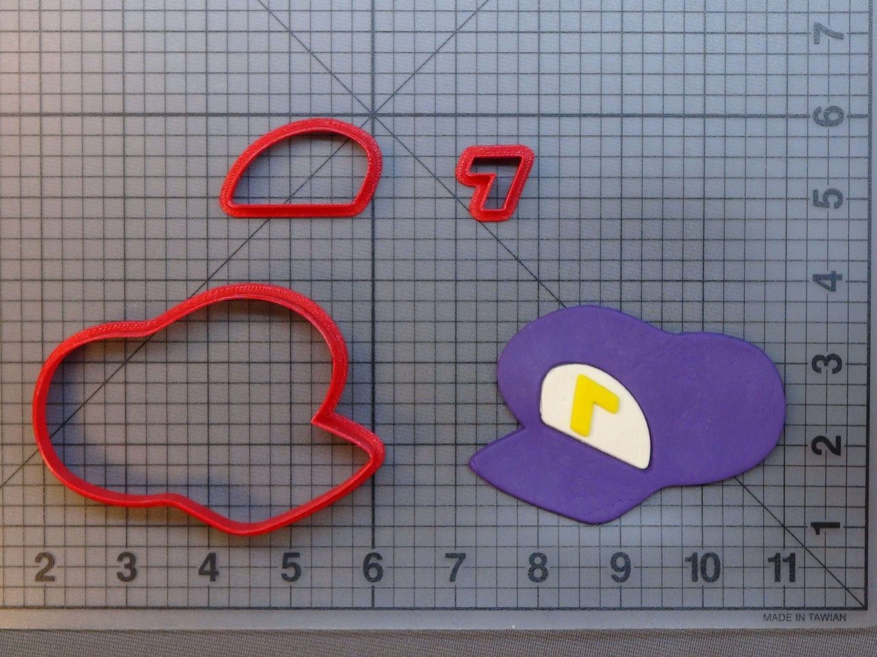 Super Mario - Waluigi's Hat 266-A057 Cookie