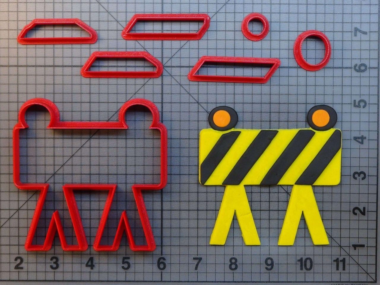 Construction Sign 266-A170 Cookie Cutter Set