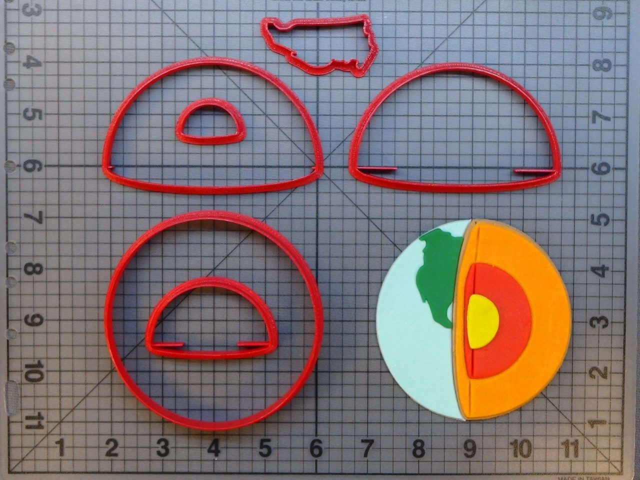 Earth Cutaway 266-A187 Cookie Cutter Set