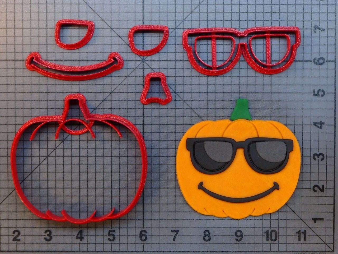 Cool Pumpkin 266-A309 Cookie Cutter Set