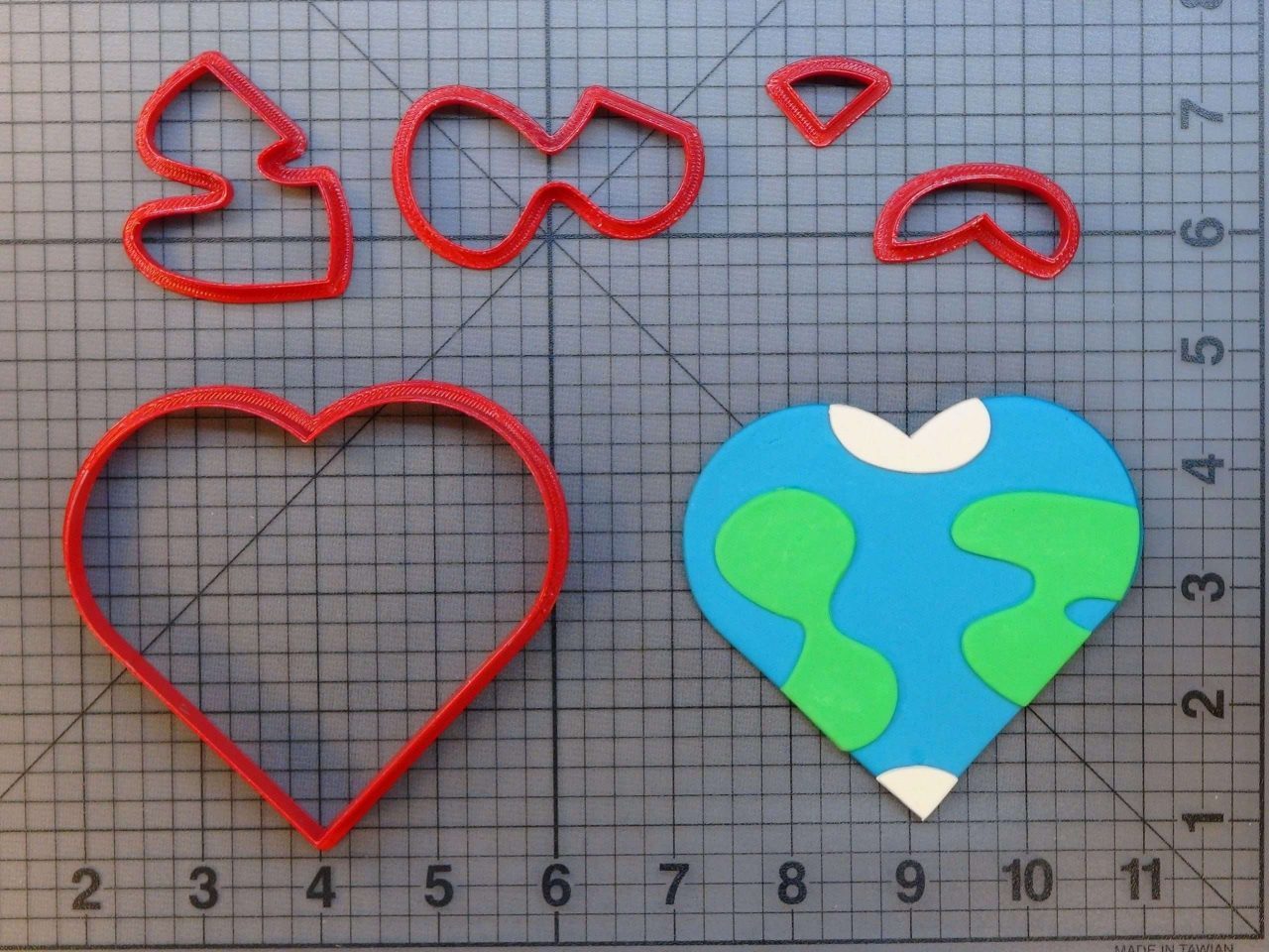 Earth Heart 266-A218 Cookie Cutter Set