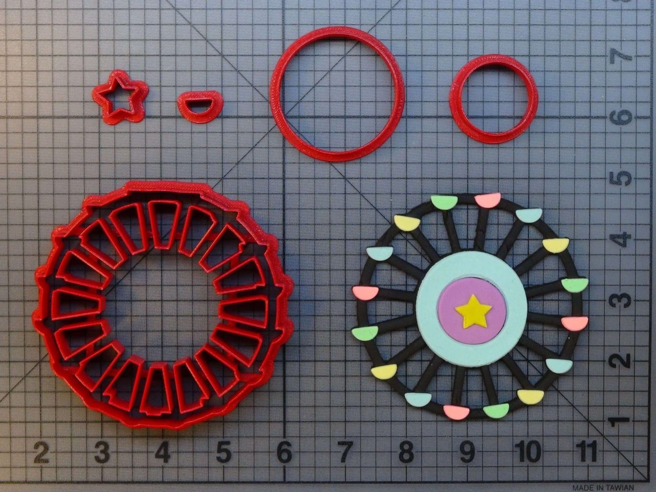 Ferris Wheel 266-467 Cookie Cutter Set
