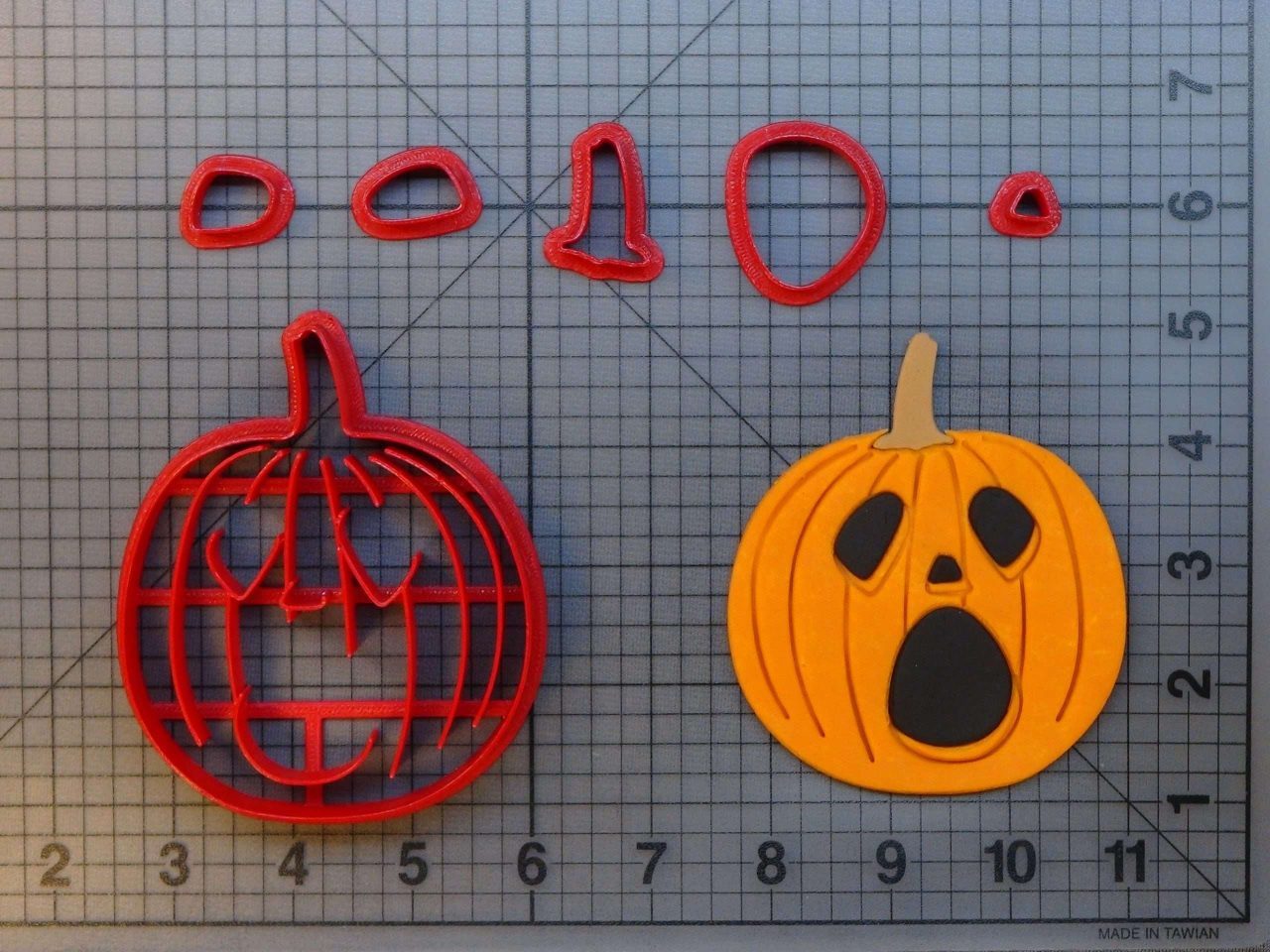 Jack O' Lantern 266-A268 Cookie Cutter Set