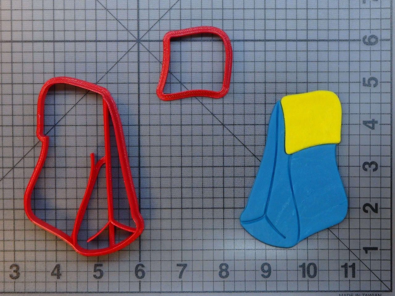 Lunch Bag 266-A240 Cookie Cutter Set