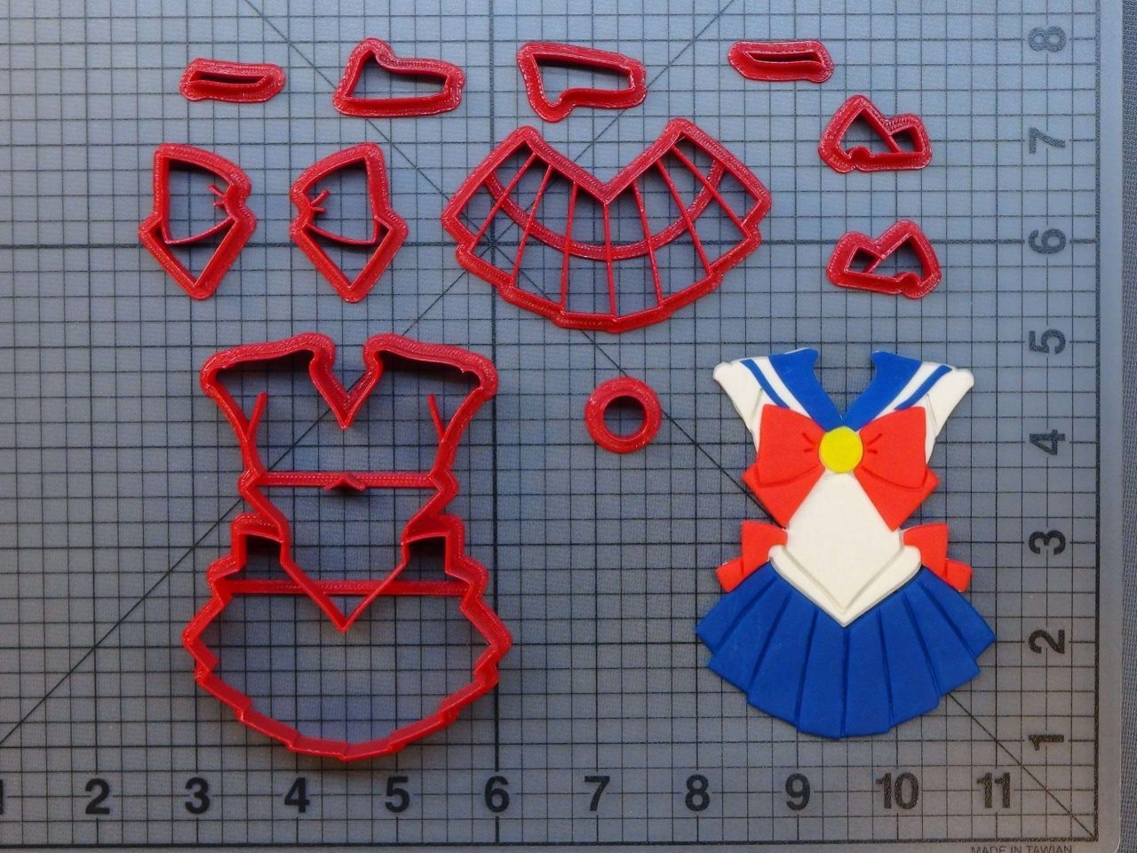 Sailor Moon Outfit 266-A200 Cookie Cutter Set