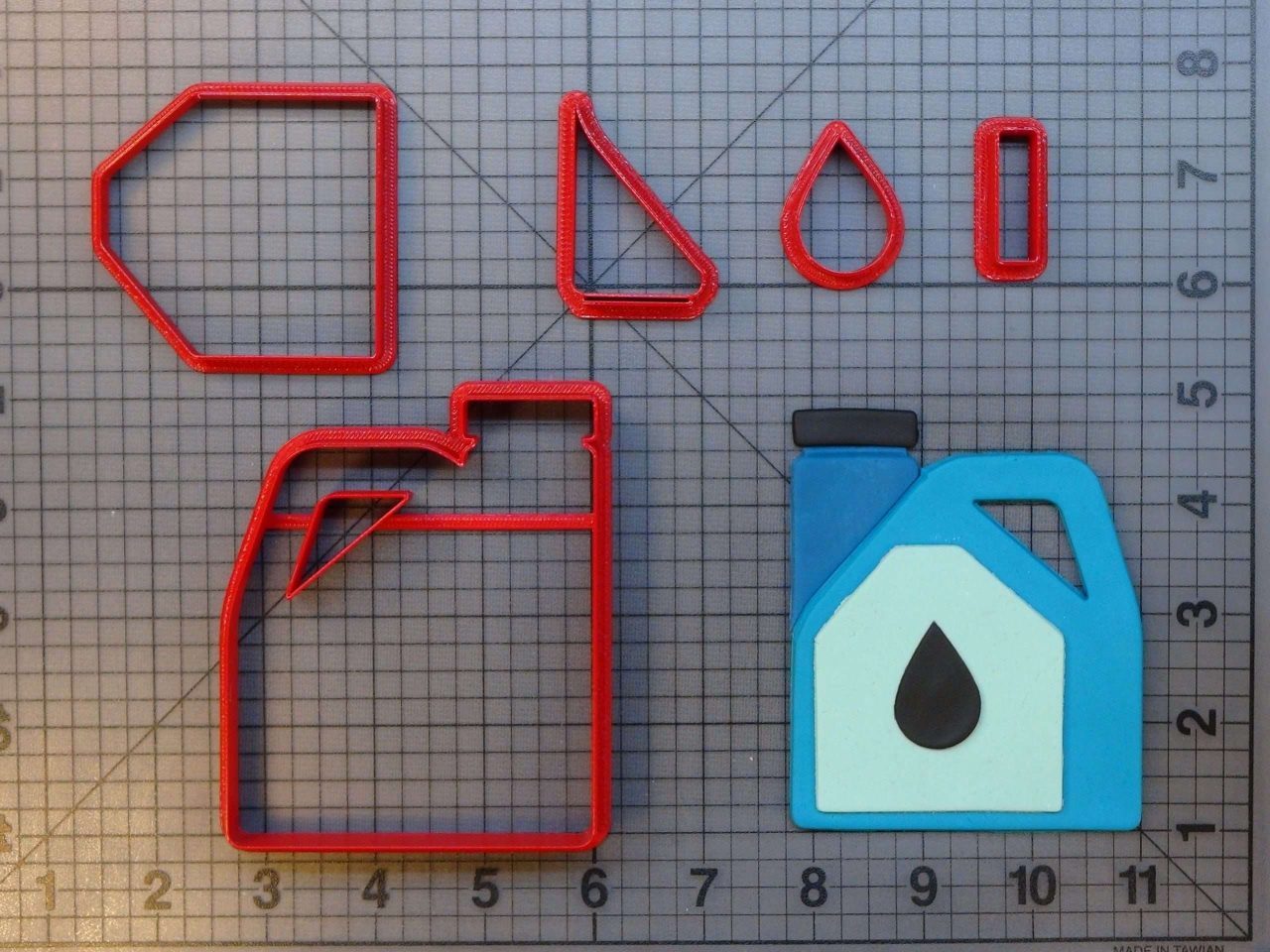 Car Oil 266-A432 Cookie Cutter Set