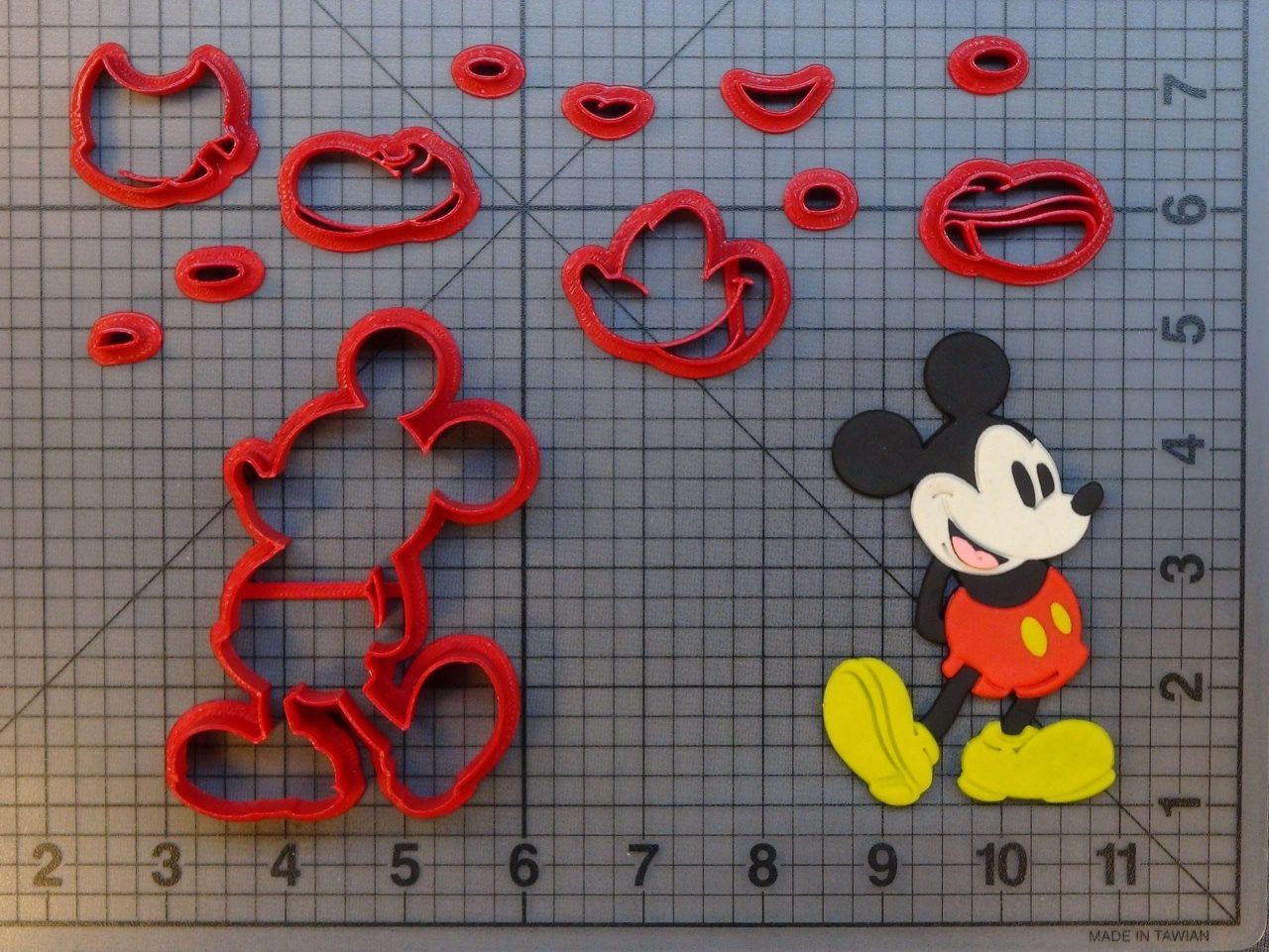 Classic Mickey Mouse Body 266-A401 Cookie Cutter Set
