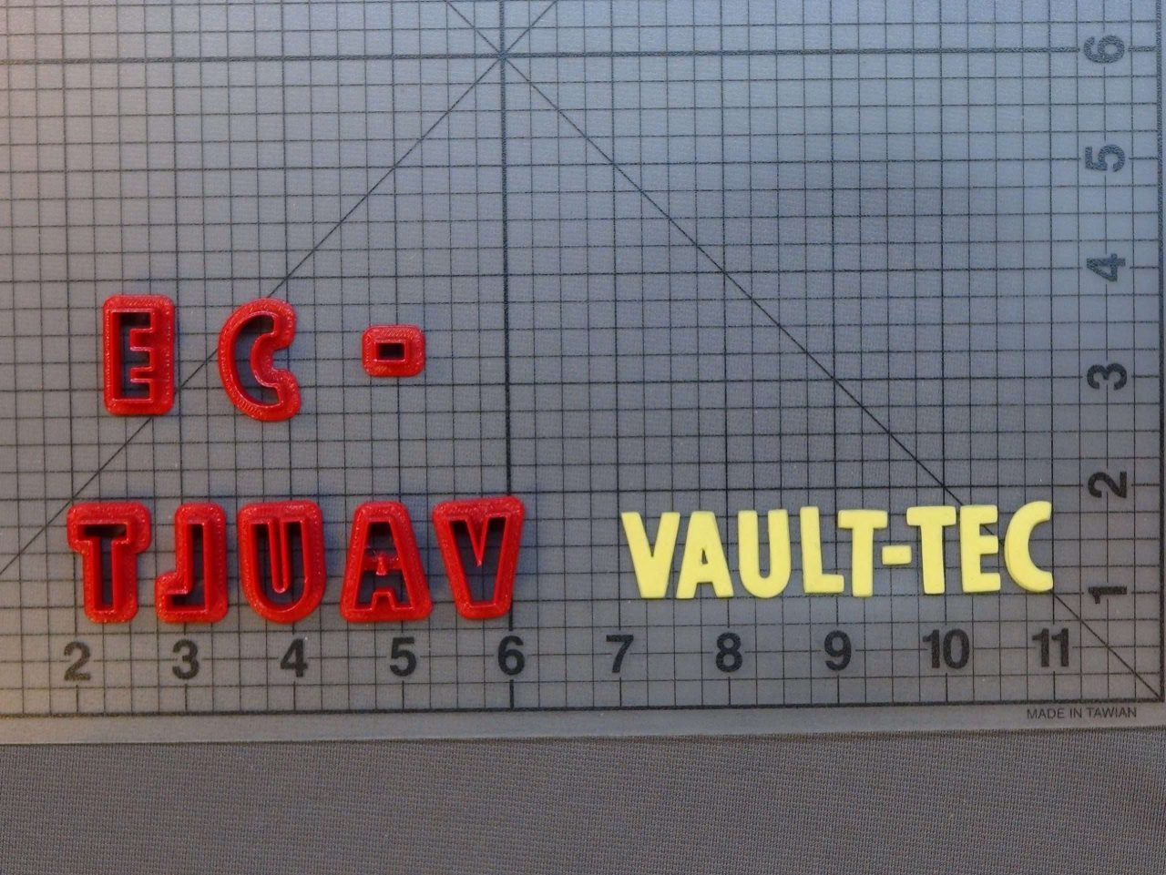Fallout - Vault Tec 266-A405 Cookie Cutter Set