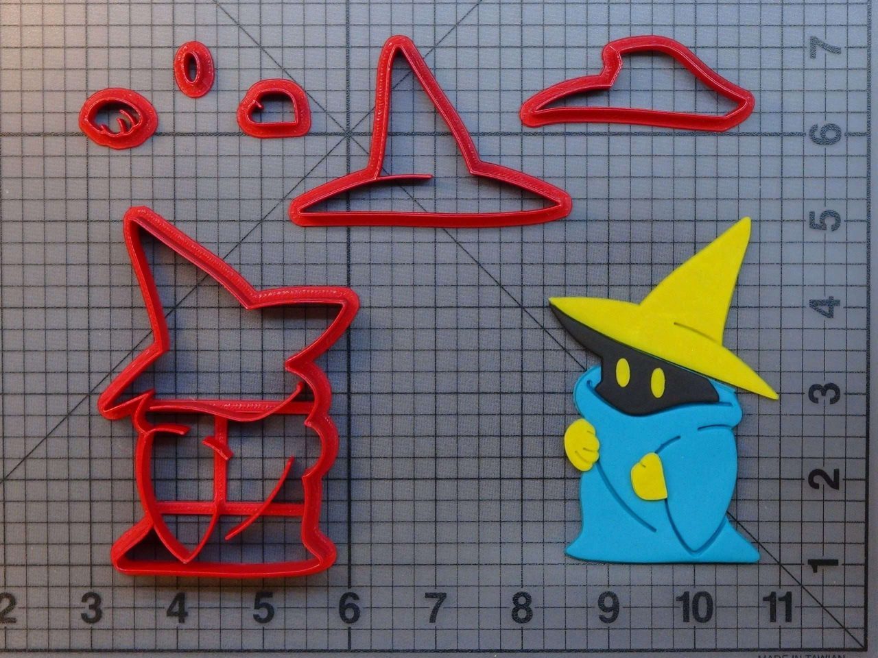 Final Fantasy - Black Mage 266-A464 Cookie Cutter Set
