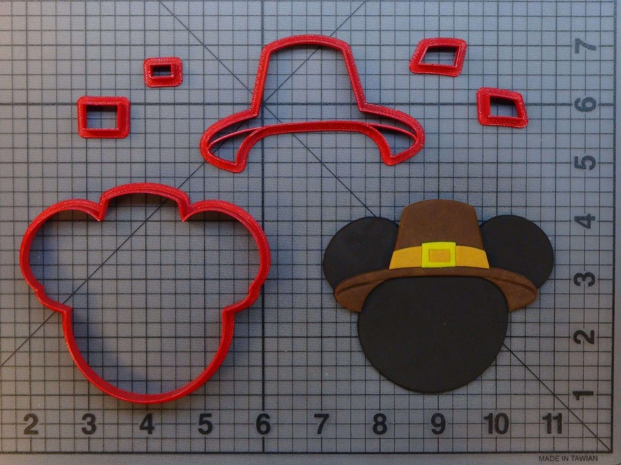 Pilgrim Mickey 266-A419 Cookie Cutter Set