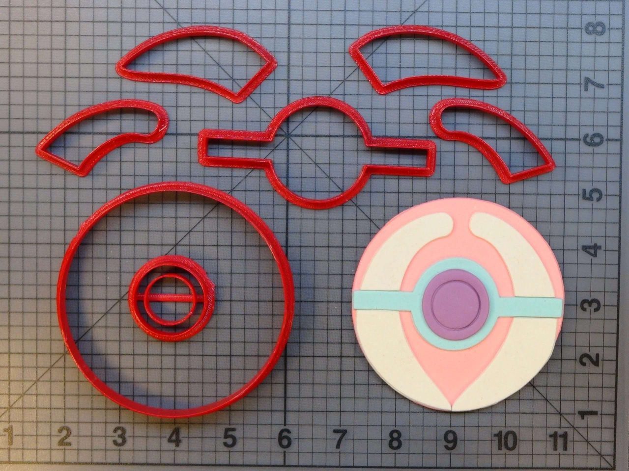 Pokemon - Heal Ball 266-A339 Cookie Cutter Set