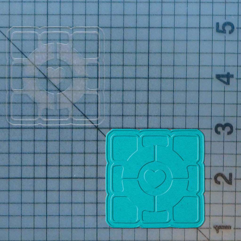 Portal - Companion Cube 227-380 Cookie Cutter and Stamp - Image 2